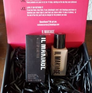 IL Makiage flawless base foundation